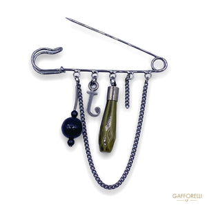 Zamak Brooch With Chains And Charms 2817 - Gafforelli Srl