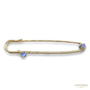 Classic Safety Pins With Raffia And Blue Rhinestones A502 -