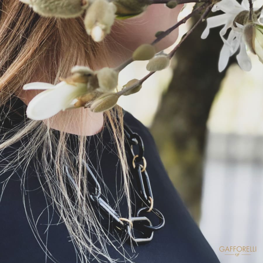 Modern Black Necklace in Polyester Aluminum and Half Ribbon