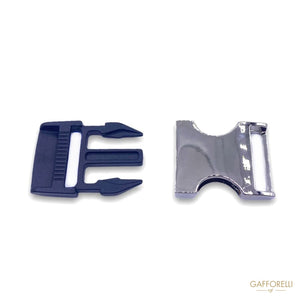 Rectangular Metal Hook With Lateral Pass 0780 - Gafforelli