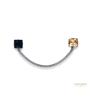 Square Pins In Strass With Chain U382 - Gafforelli Srl